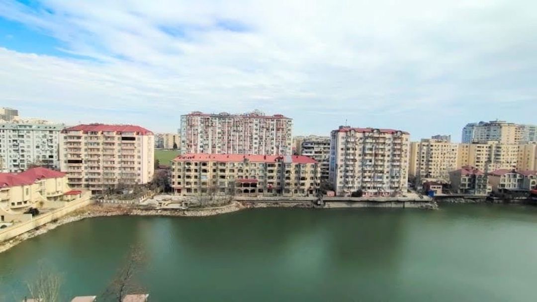 Satılır 3 otaqlı yeni tikili 180 m² — Mənzil, Bakı (11)