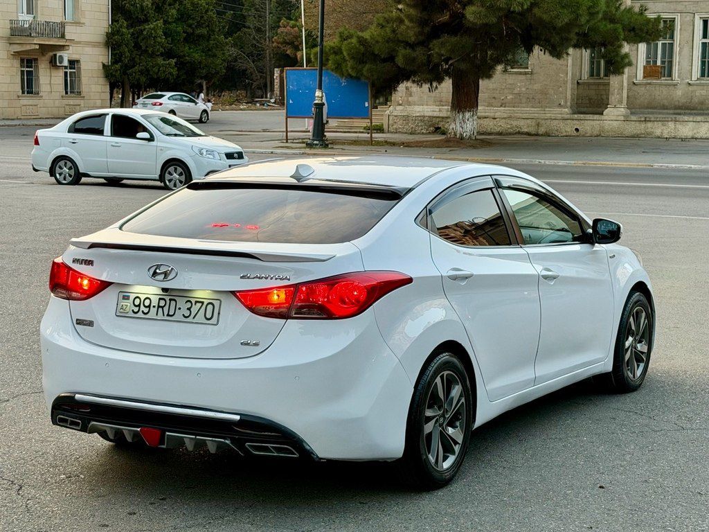Hyundai Elantra, 1.8 L, 2013 il, 270 000 km 99-RD-370 — Avtomobillər, Bakı (6)