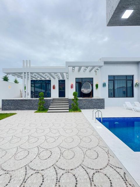 Satılır 4 otaqlı həyət evi/bağ evi 160 m² — Bakı