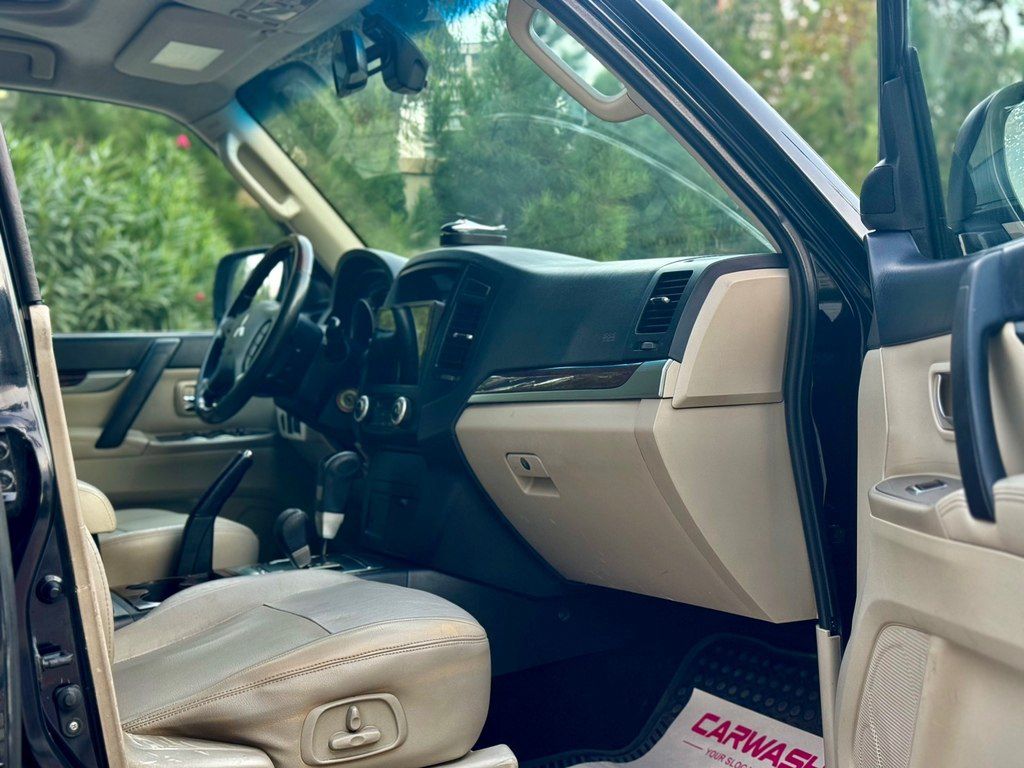 Mitsubishi Pajero, 3.5 L, 2009 il, 171 000 km — Avtomobillər, Bakı (10)