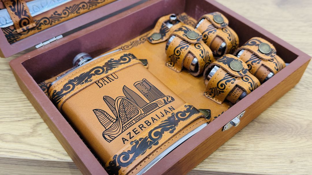 Kişilər üçün hədiyyə dəsti Azerbaijan — Mallar, Bakı (3)