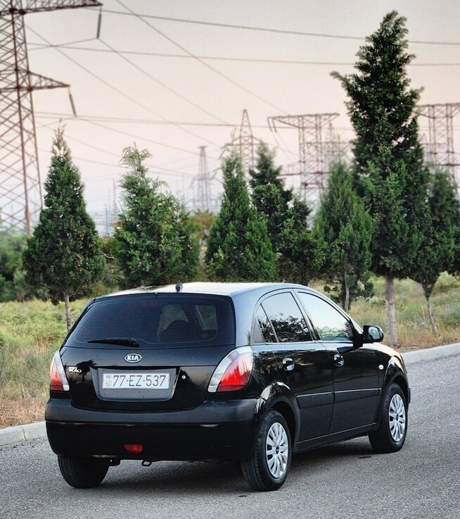 Kia Rio, 2009 il, 285000 km, 1.4 L 77-EZ-537 — Avtomobillər (12)