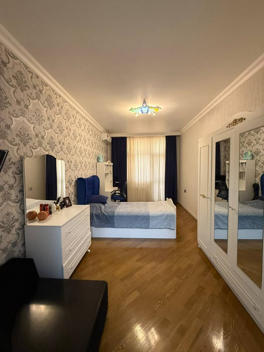 Satılır 5 otaqlı yeni tikili 240 m² — Mənzil, Bakı (7)