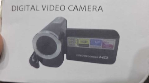 Rəqəmsal mini videokamera HD — Bakı