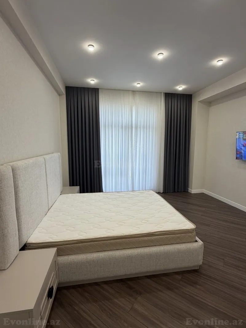Kirayə verilir 3 otaqlı Mənzil Yeni tikili 160 m² Bakı, Xətai r., Ağ şəhər — Mənzil, Bakı (5)