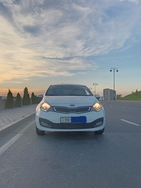 Kia Rio, 1.4 L, 2013 il, 259 052 km — Bakı