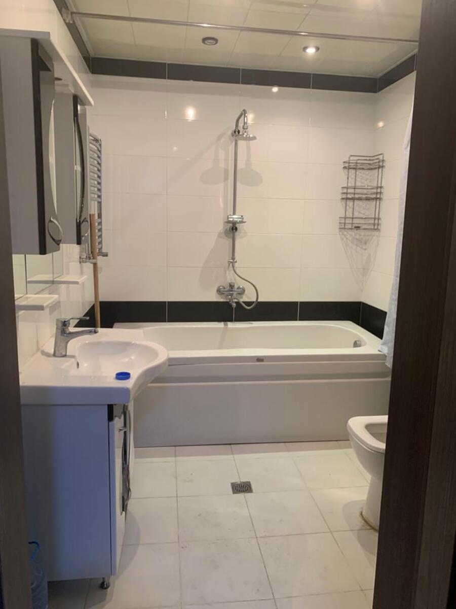 İcarəyə verilir 2 otaqlı köhnə tikili 70 m² — Mənzil, Bakı (3)