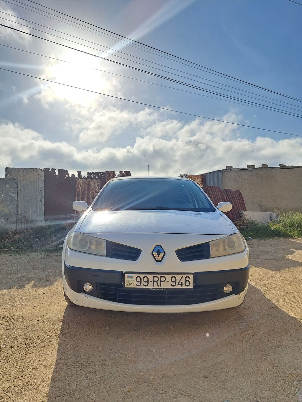 Renault Megane: 1.6 l 2007 il 301000 km Universal 99-RP-946 — Avtomobillər, Bakı