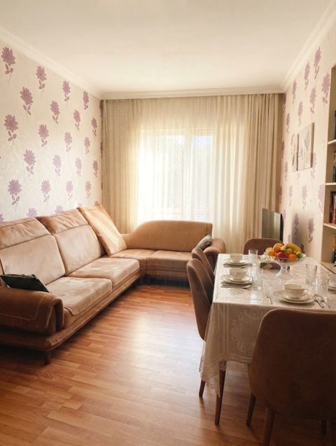 Satılır 3 otaqlı köhnə tikili 86 m² — Bakı