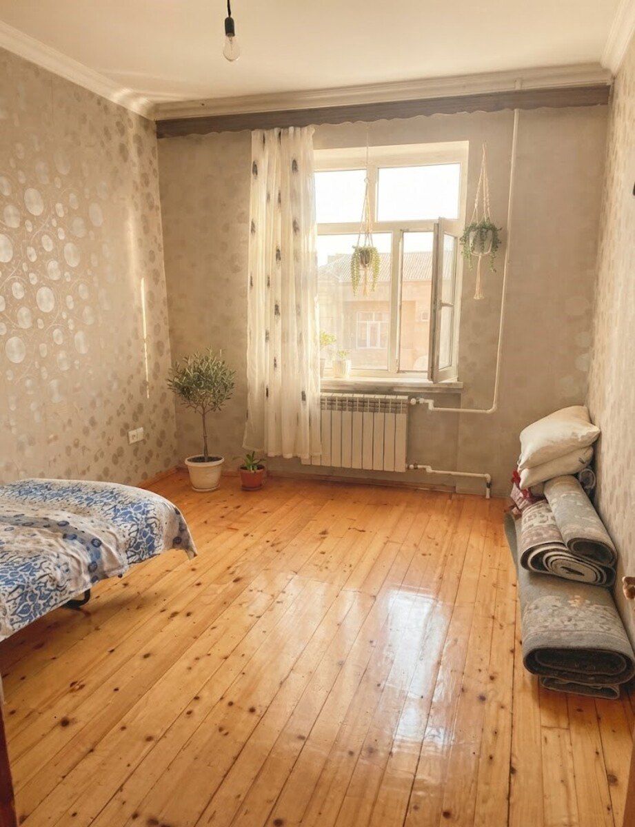 Satılır 3 otaqlı köhnə tikili 100 m² — Mənzil, Bakı (3)