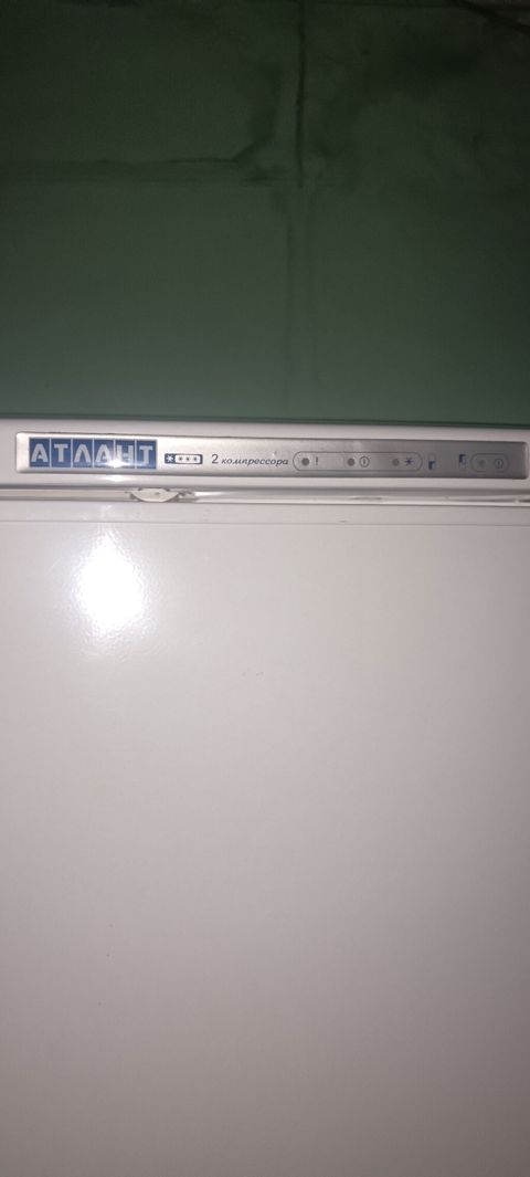 Atlant soyuducu - Marka/model: Atlant (üzərində “2 kompressorlu” — Bakı