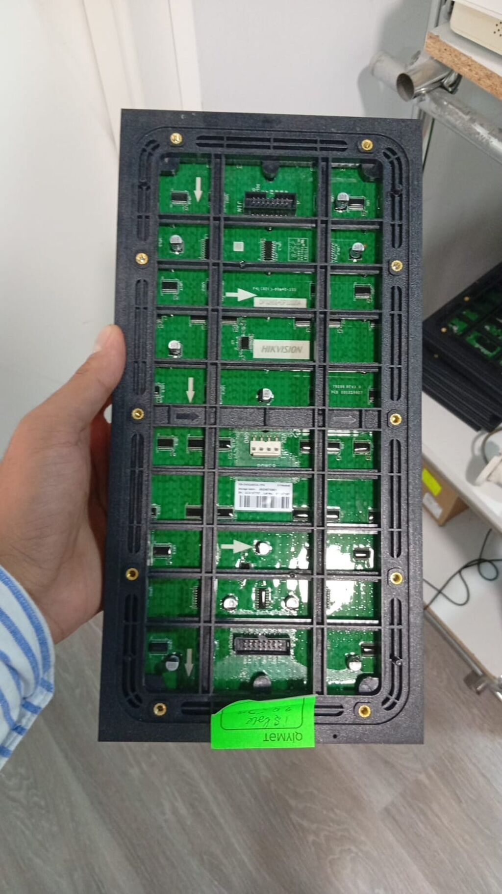 LED ekran modulları və tam ekran sistemləri Məhsul təsviri: Daxili — Reklam vəsiqlələri, Bakı (4)