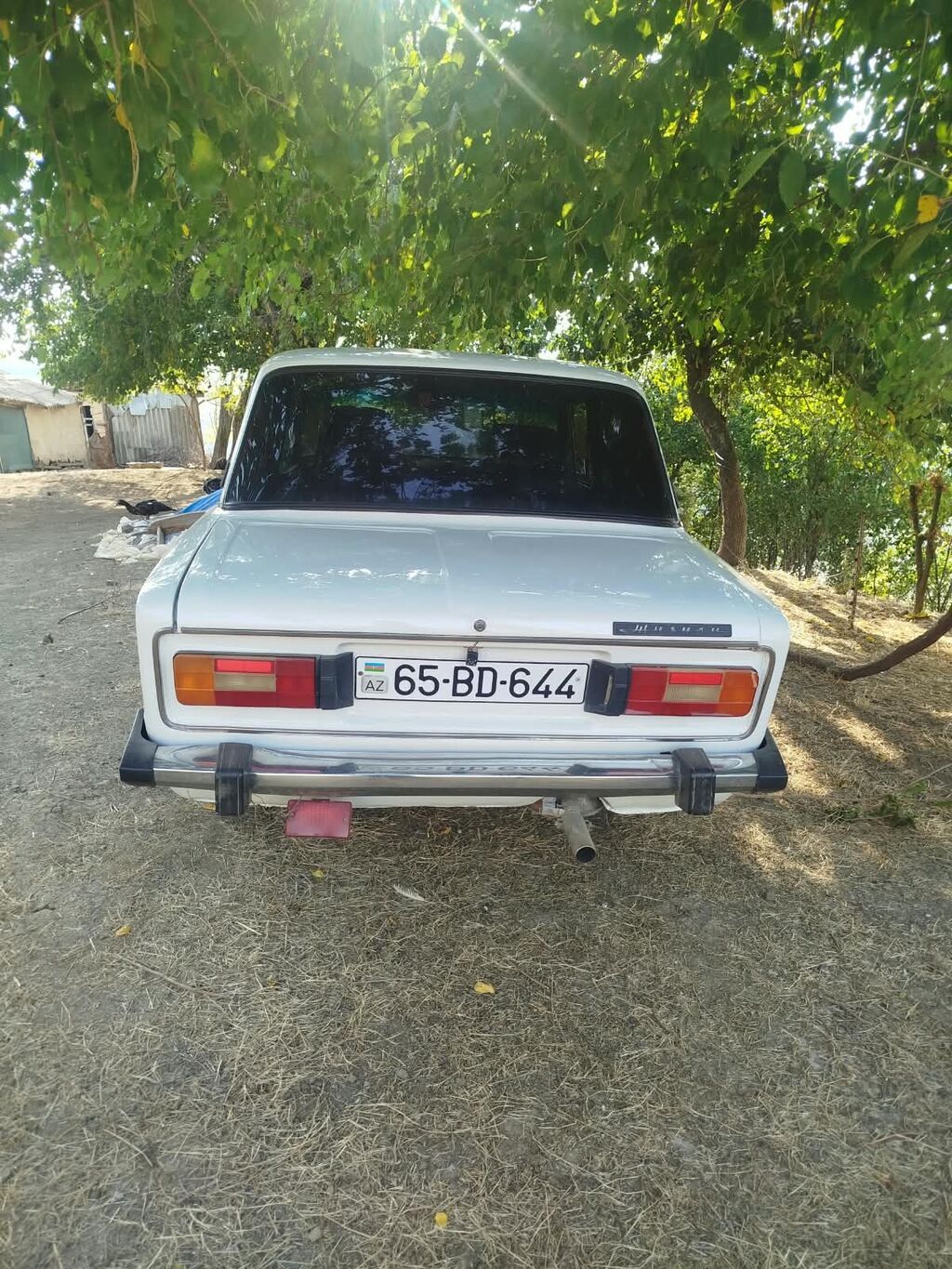 VAZ 2106 sedan – ağ rəng, 4 qapı, arxa ötürücülü klassik model 65-BD-644 — Avtomobillər, Yardımlı (2)