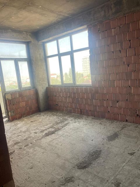 Satılır 2 otaqlı yeni tikili 79 m² — Bakı