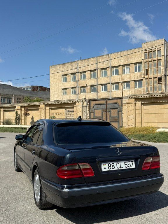 Mercedes E 220, 2.2 L, 2000 il, 425 000 km 88-CL-557 — Avtomobillər, Bakı (5)