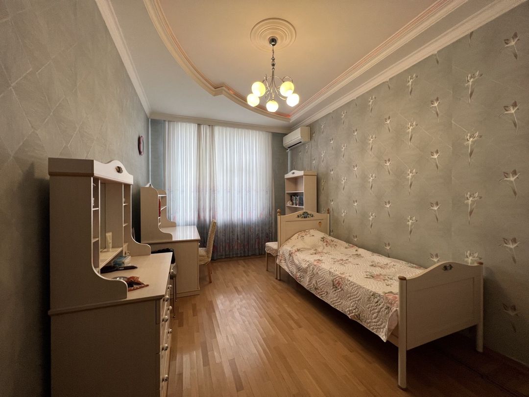 Satılır 4 otaqlı yeni tikili 185 m² — Mənzil, Bakı (9)
