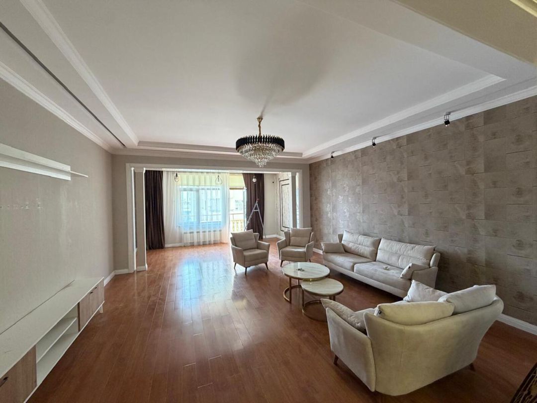 İcarəyə verilir 4 otaqlı yeni tikili 240 m² — Mənzil, Bakı (7)