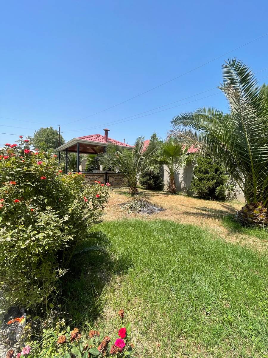 Satılır 4 otaqlı həyət evi/bağ evi 200 m² — Ev, villa, Bakı (9)