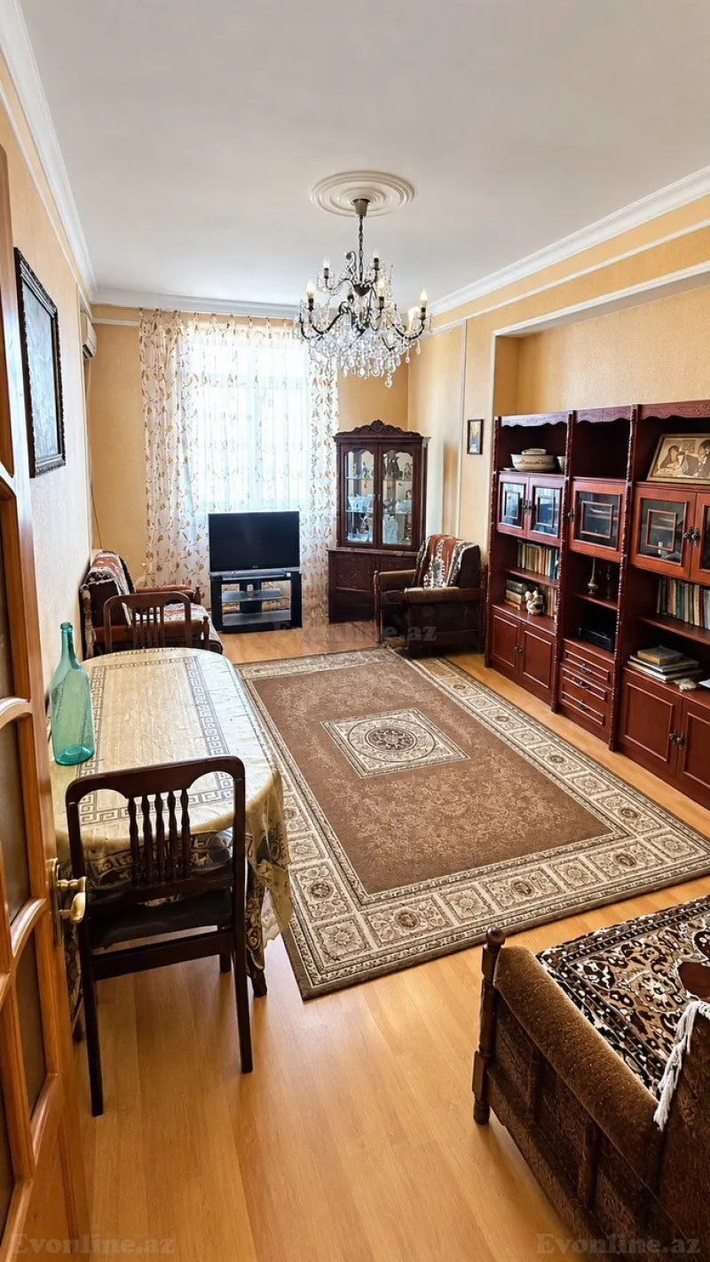 Satılır 2 otaqlı Mənzil Yeni tikili 100 m² Bakı, Yasamal r., Elmlər Akademiyası m — Bakı