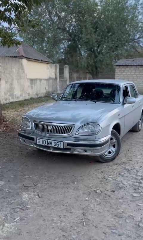 QAZ 31105 Volga: 2.3 l 2004 il 290000 km Sedan — Bakı