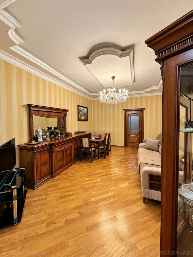 Satılır 3 otaqlı Mənzil Köhnə tikili 74 m² Bakı, Nərimanov r., Nəriman Nərimanov m — Bakı