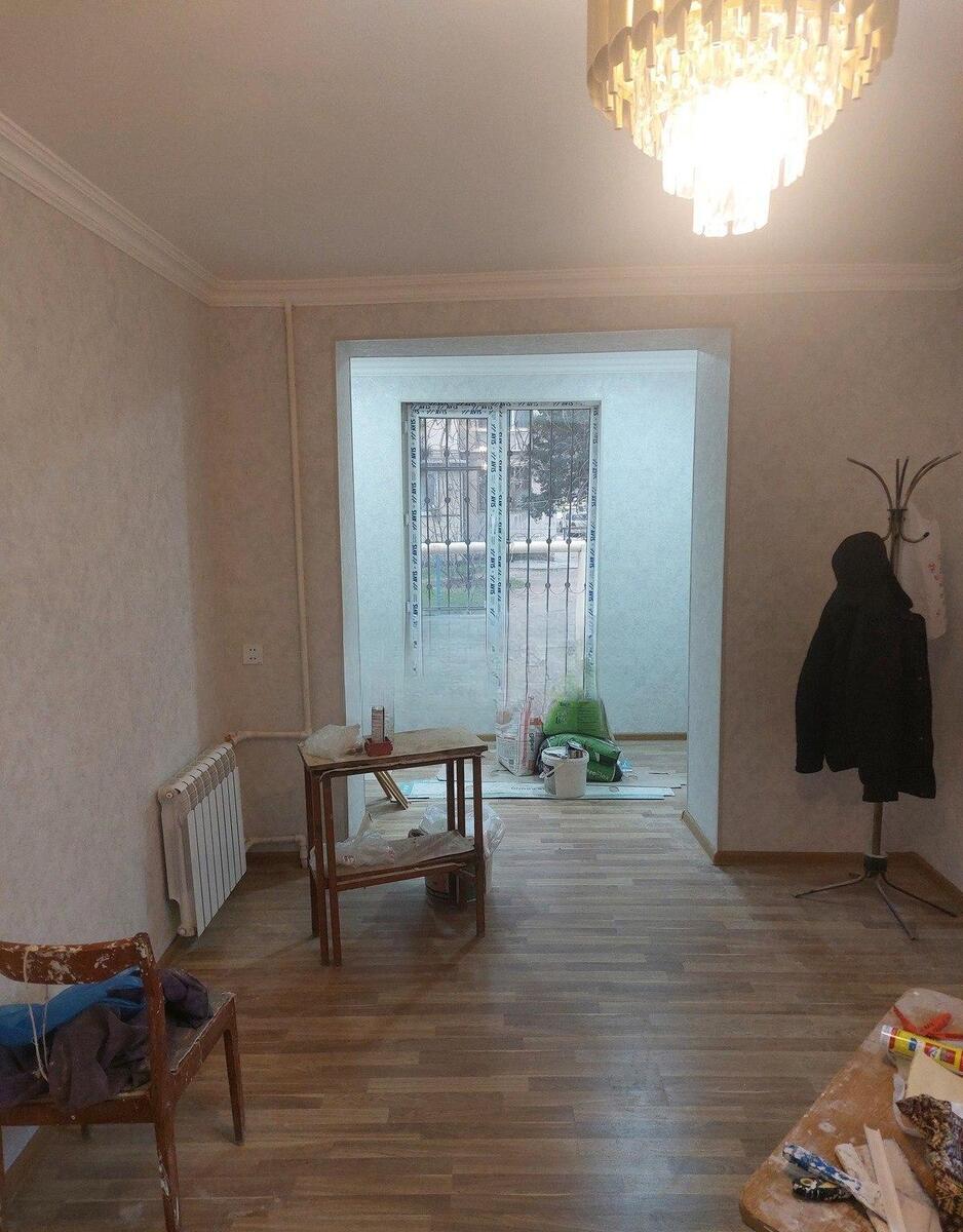 Satılır 1 otaqlı köhnə tikili 41 m² — Mənzil, Bakı (2)