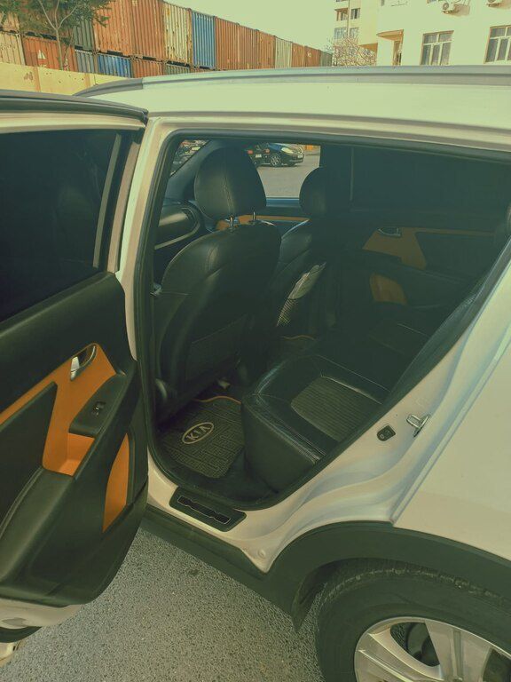 Kia Sportage, 2.0 L, 2010 il, 409 000 km — Avtomobillər, Bakı (4)