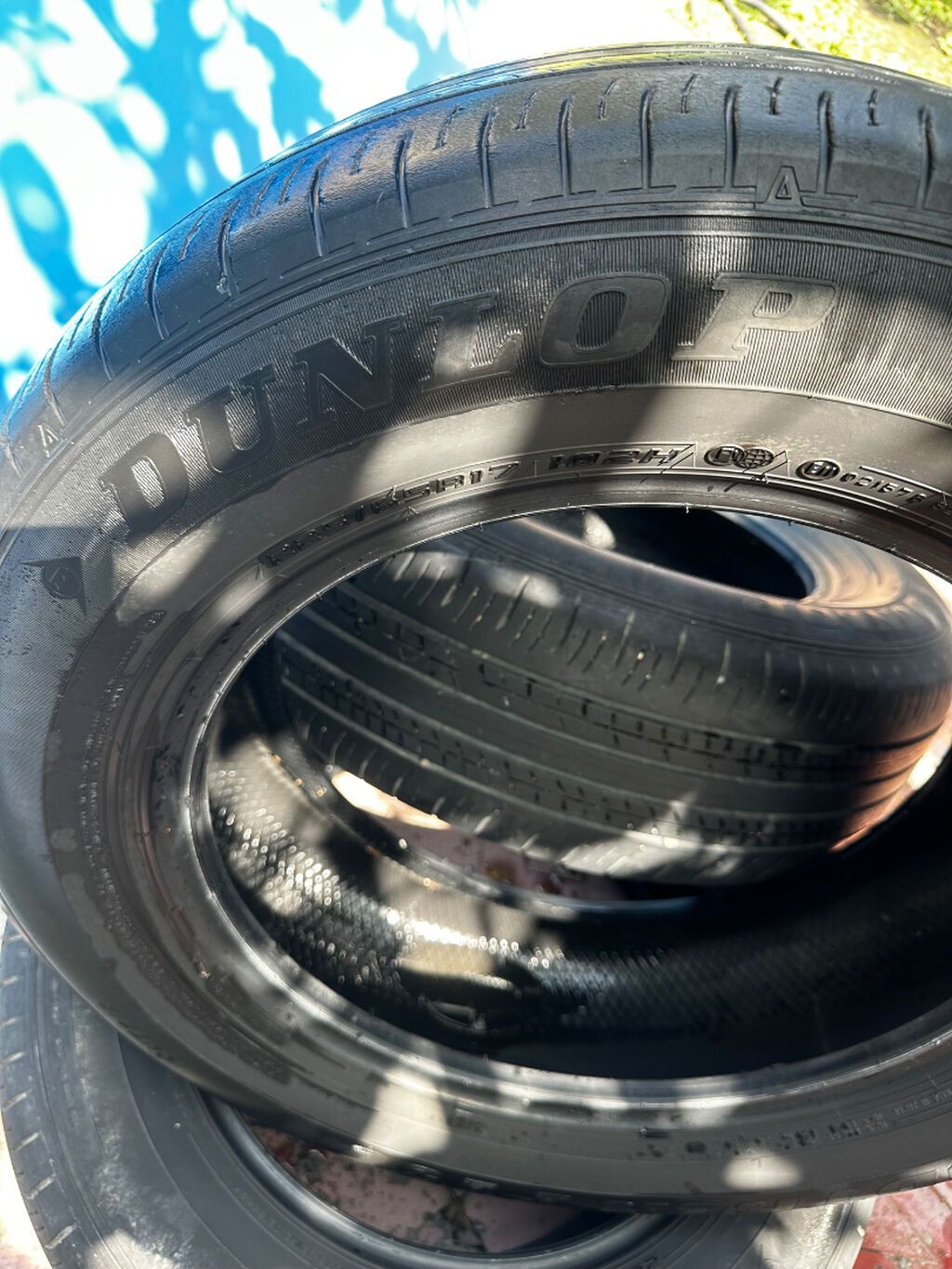 Salam. 3 ədəd 17 lik dunlop. 3 ü bir yerdə 75 manat. Əyrisi cırığı — Şinlər, Bakı (3)