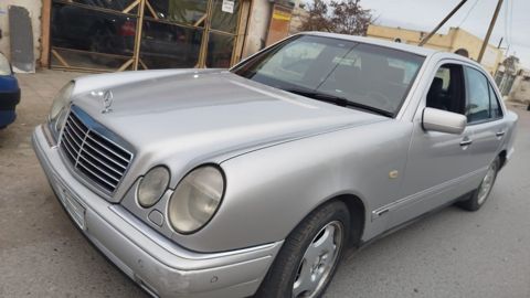 Mercedes E 280, 2.8 L, 1998 il, 516 000 km — Bakı