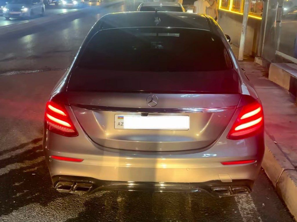 Mercedes E 220 d, 2.0 L, 2017 il, 193 000 km — Avtomobillər, Bakı (5)