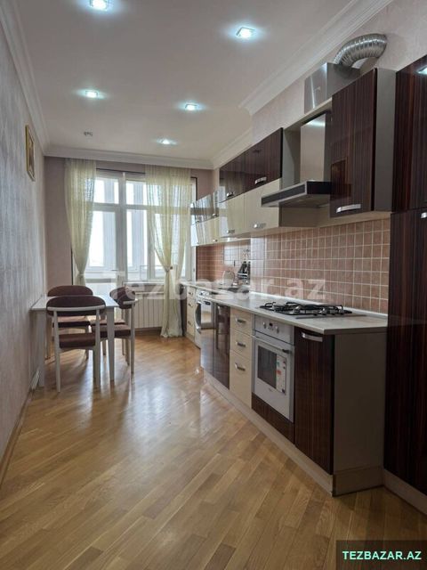 Sabunçu 3 ot.təmirli mənzil satılır — Bakı