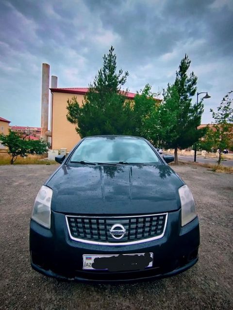 Nissan Sentra: 2 l 2007 il Sedan — Pirəkəşkül