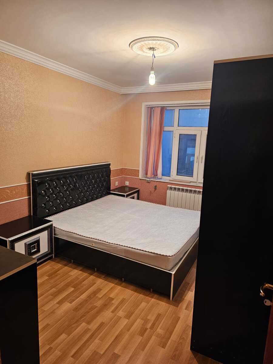 İcarəyə verilir 5 otaqlı köhnə tikili 110 m² — Mənzil, Bakı (11)