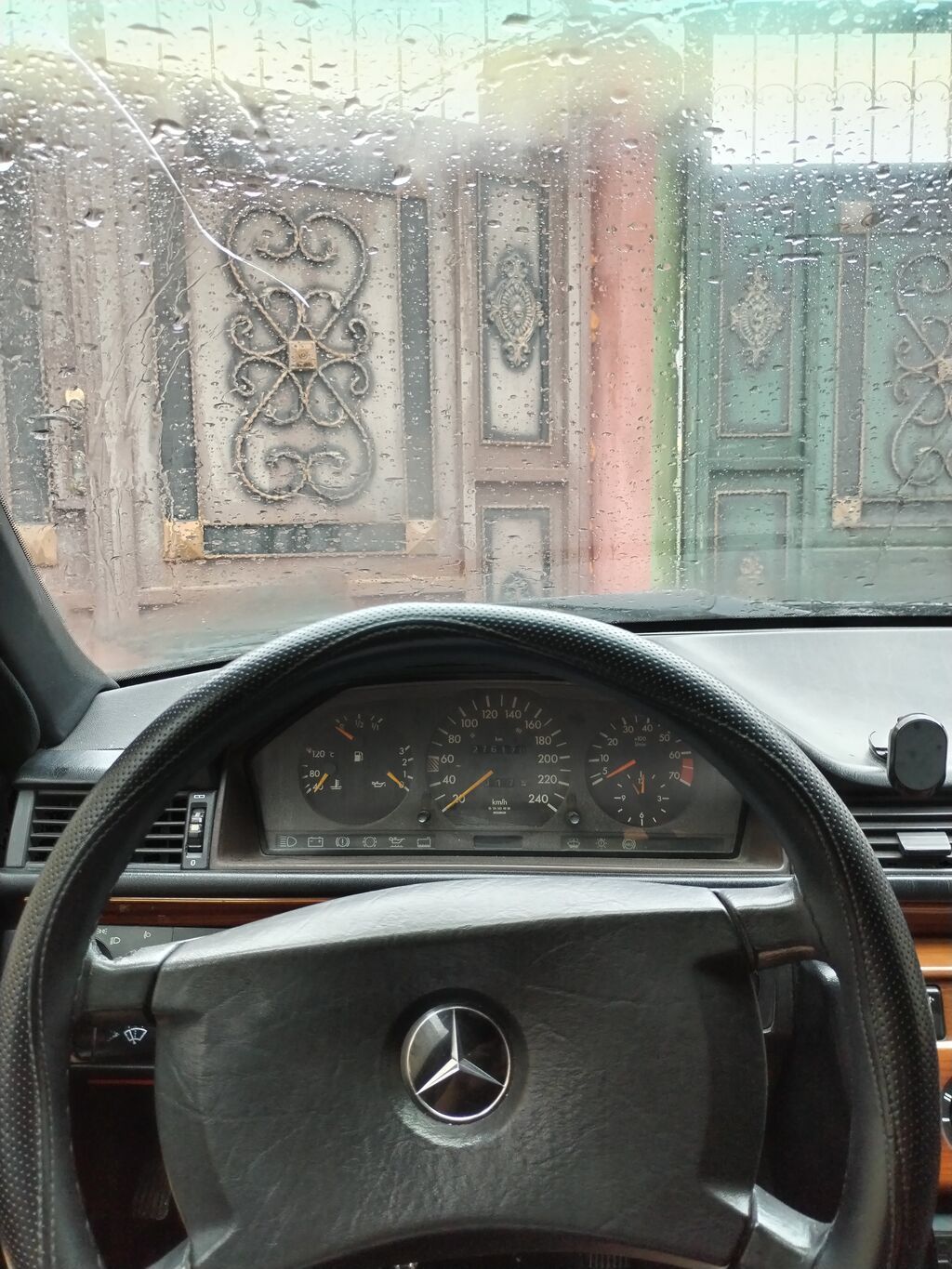 Mercedes-Benz 260: 2.6 l 1991 il Sedan 10-OT-546 — Avtomobillər, Bakı (10)