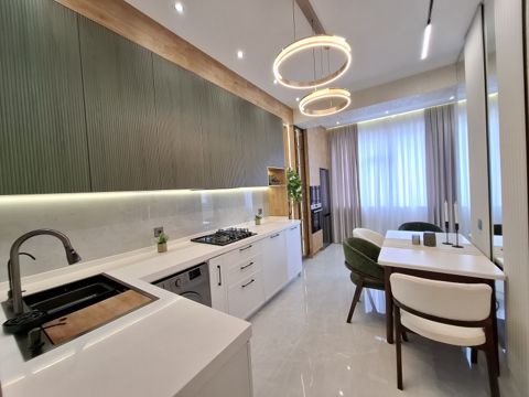 Satılır 3 otaqlı yeni tikili 120 m² — Bakı