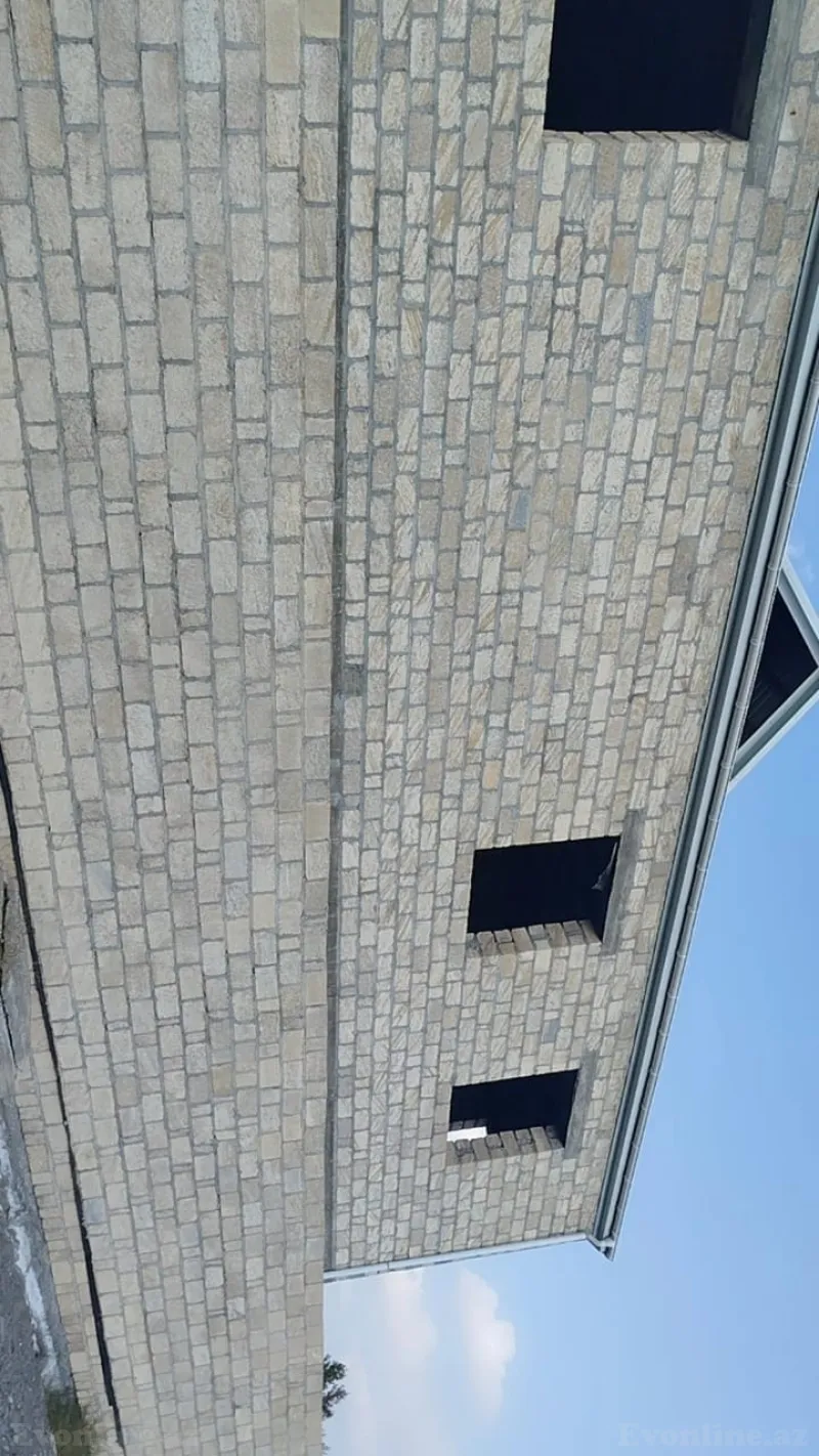 Satılır 10 otaqlı Həyət evi 200 m² Yevlax — Ev, villa, Yevlax (2)