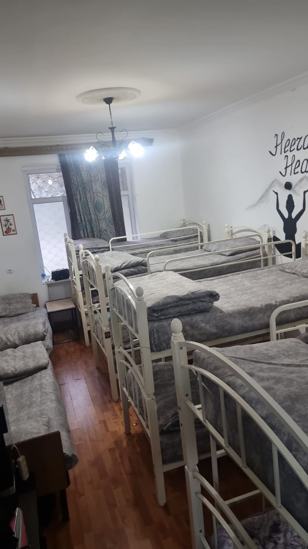 Hostel 1 neferin qalmasi 10 azn.ayliq qalanlara endirim olacaq.elave — Mənzil, Bakı (5)