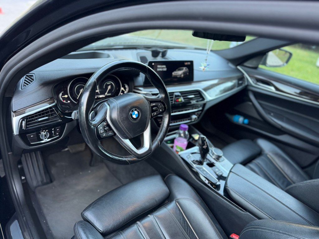 BMW 530e, 2.0 L, 12 kWh, 2018 il, 180 000 km — Avtomobillər, Bakı (9)