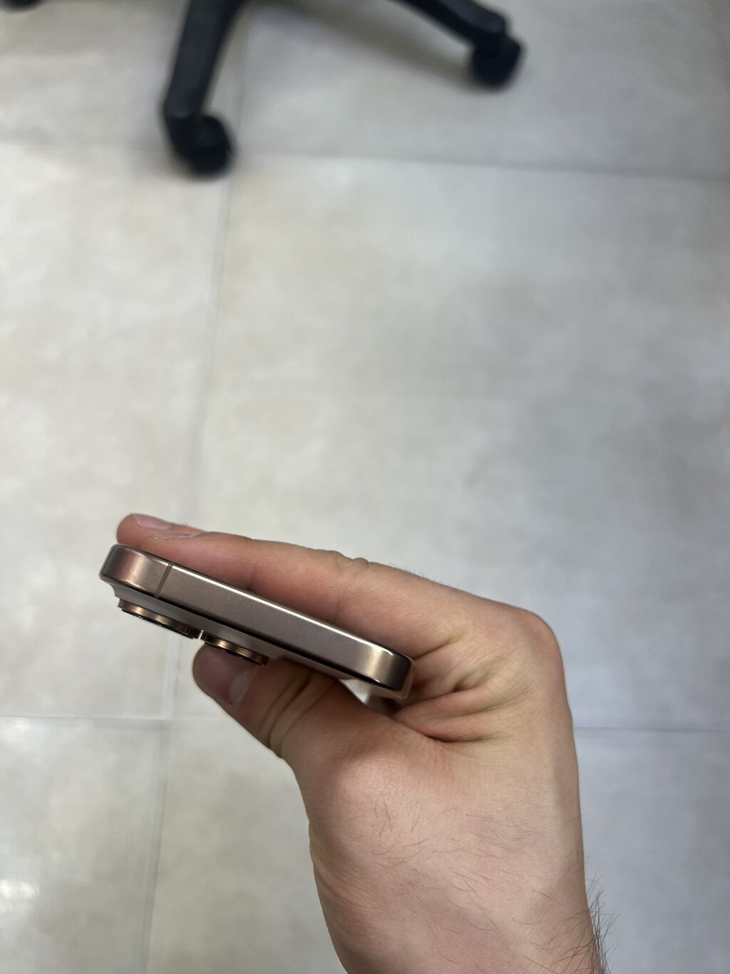 IPhone 16 Pro, 128 GB, Desert Titanium, Barmaq izi, Simsiz şarj, Face ID — Apple iPhone, Bakı (3)