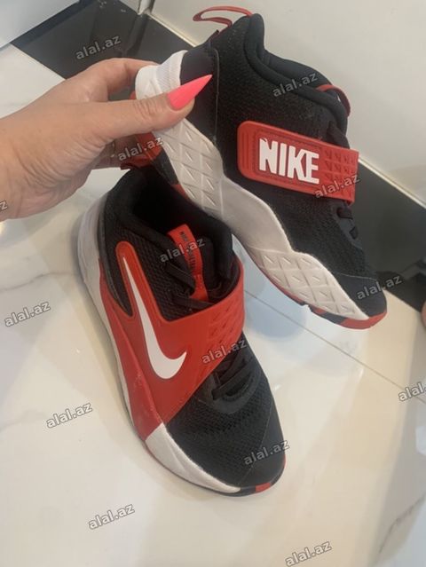 Rəng - Qara Krossovkalar, Nike, Ölçü: 35, Uniseks — Xırdalan