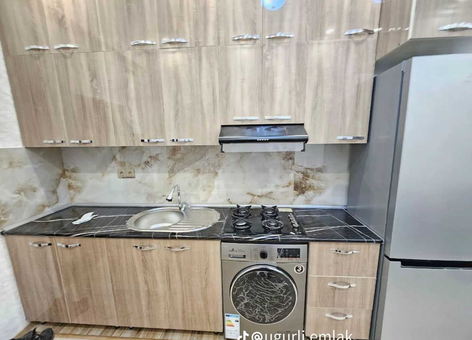 2 otaqlı mənzil 40 m² satılır — Mənzil, Bakı (10)
