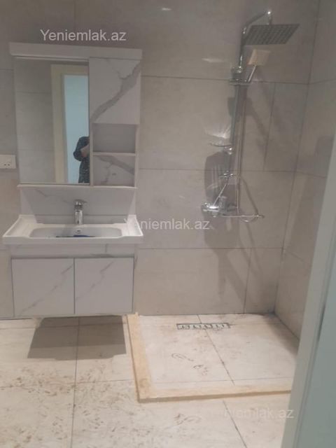 Kirayə 1 otaqlı Bina evi menzil (Yeni tikili), 65 m², Xırdalan ş