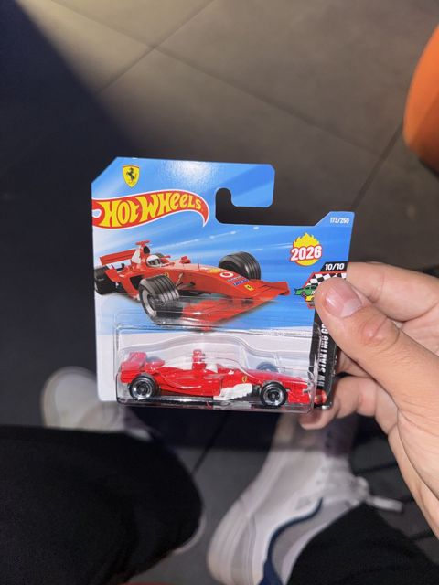 Hot wheels Michael Schumacher F1 car modeli — Bakı