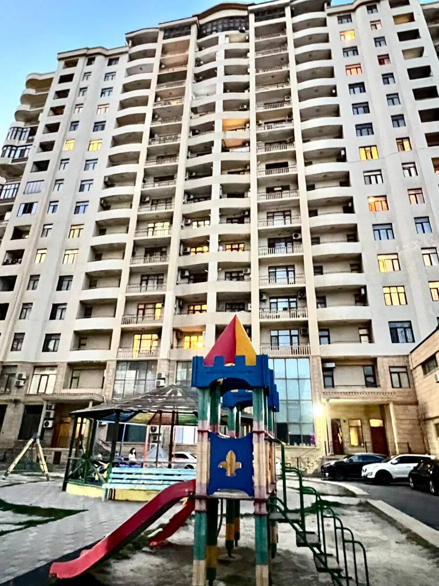 Satılır 3 otaqlı yeni tikili 170 m² — Mənzil, Bakı (2)