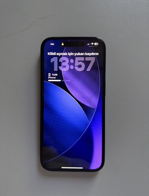 IPhone 16, 128 GB, Black Titanium, Zəmanət, Simsiz şarj, Face ID — Bakı