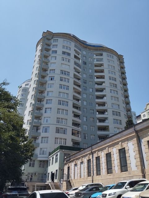 İcarəyə verilir obyekt 2400 m² — Bakı