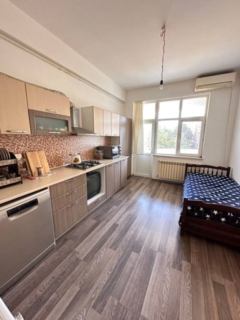Satılır 1 otaqlı yeni tikili 79 m² — Bakı