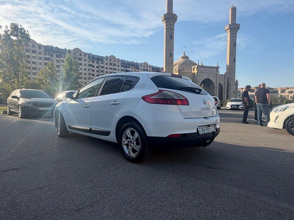 Renault Megane, 1.5 L, 2010 il, 347 787 km 99-VB-570 — Avtomobillər, Bakı (2)