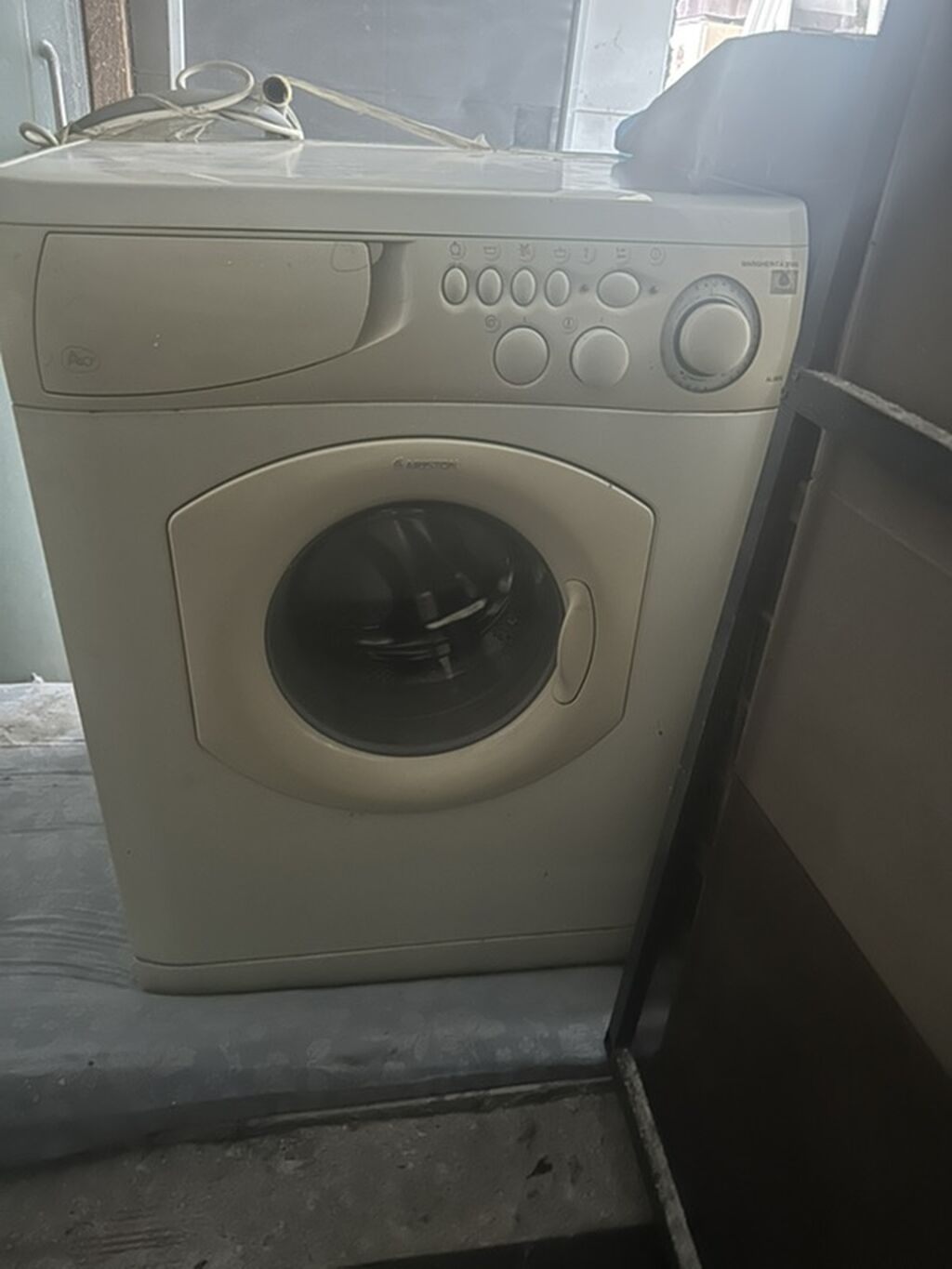 Ariston ön yükləməli paltaryuyan maşın - Brend/model: Ariston (ön — Çamaşır maşınları, Bakı