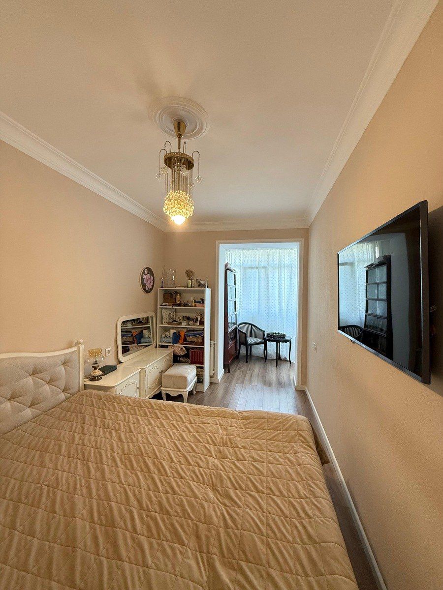 Satılır 2 otaqlı köhnə tikili 65 m² — Mənzil, Bakı (11)